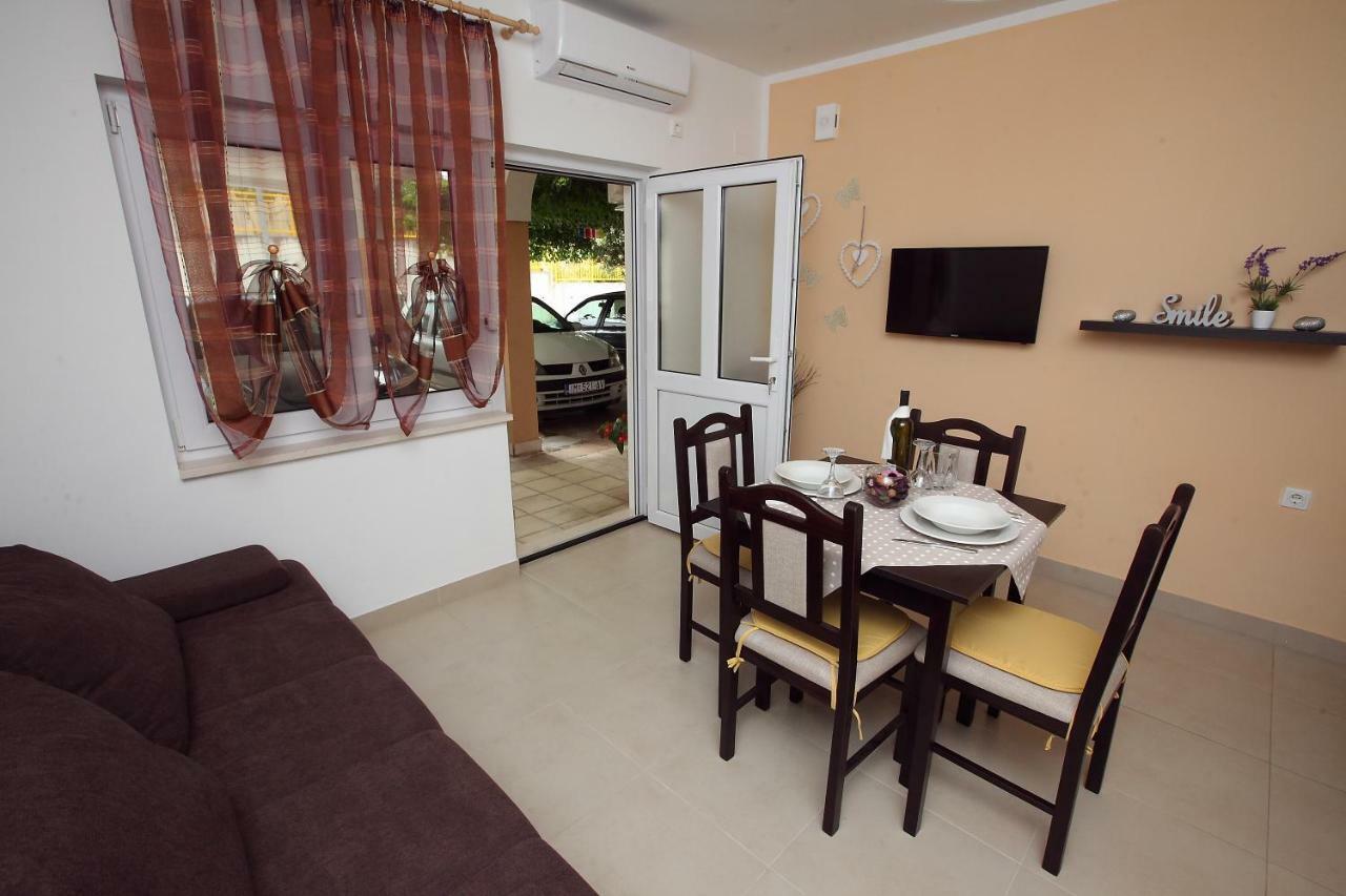 Apartman Luka Спліт Екстер'єр фото
